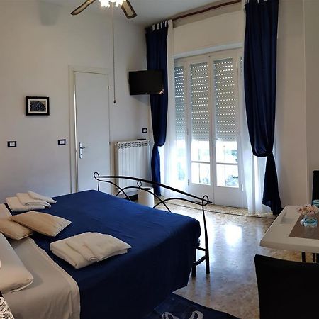 Le Midi Versilia Lido di Camaiore Ngoại thất bức ảnh