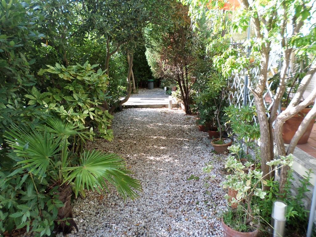 Le Midi Versilia Lido di Camaiore Ngoại thất bức ảnh
